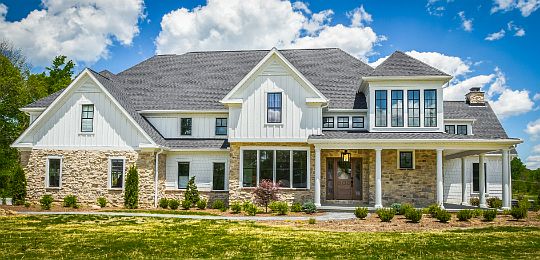 4th image of 8250 Poplar Way
