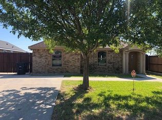 2721 Oak Manor Dr, Eagle Pass, TX 78852