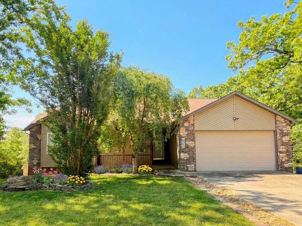 1st image of 369 Crestview Drive