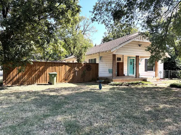 723 Woodrow St, Arlington, TX 76012