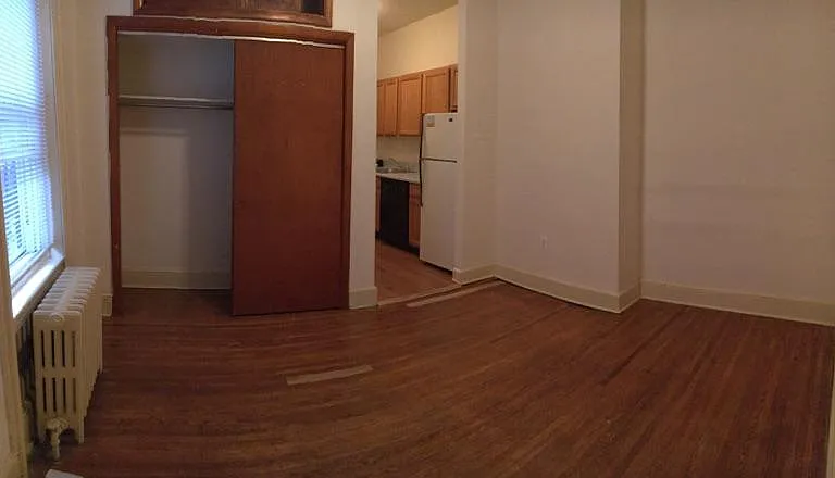 4419 Osage Ave #1R — Photo 4