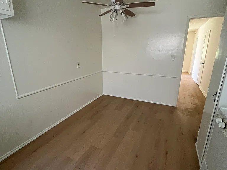 14638 Erwin St #2 — Photo 6