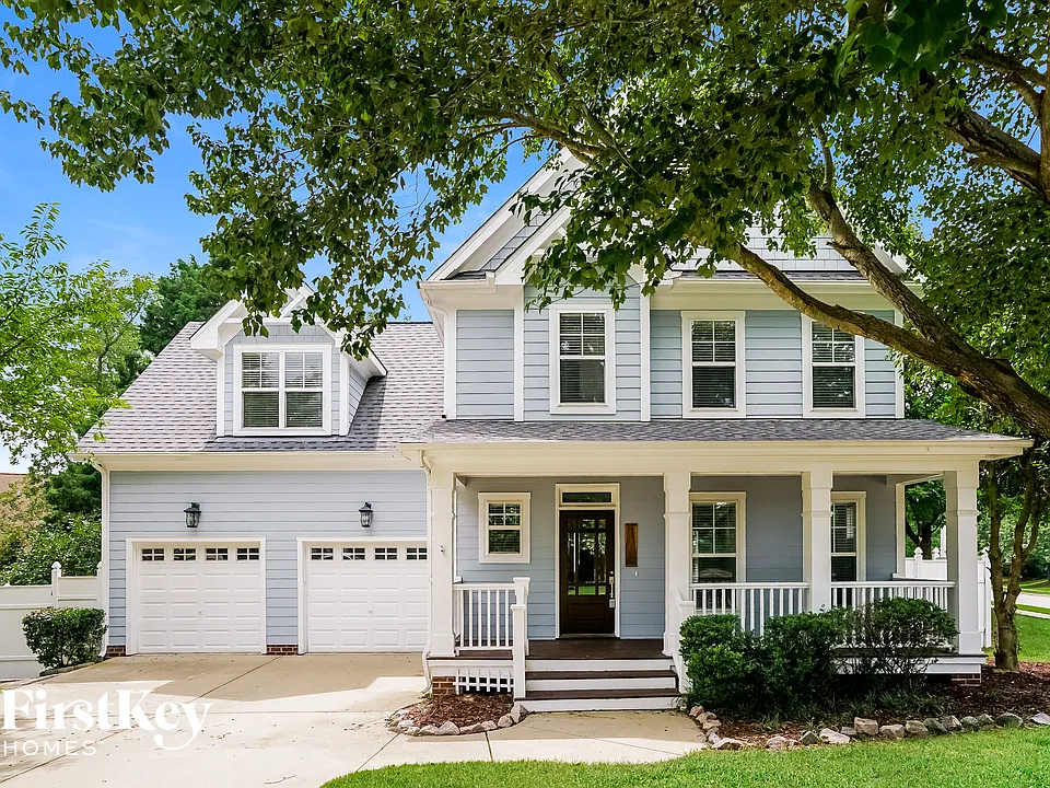 1019 Village River Dr