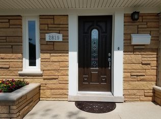 2819 Maple Ave, Brookfield, IL 60513