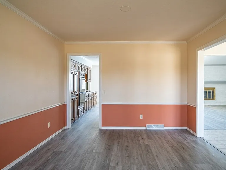 3706 Bishop Hill Dr — Photo 17