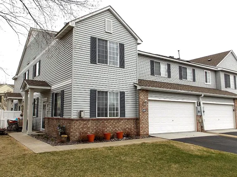 11209 Isanti Ct NE — Photo 1
