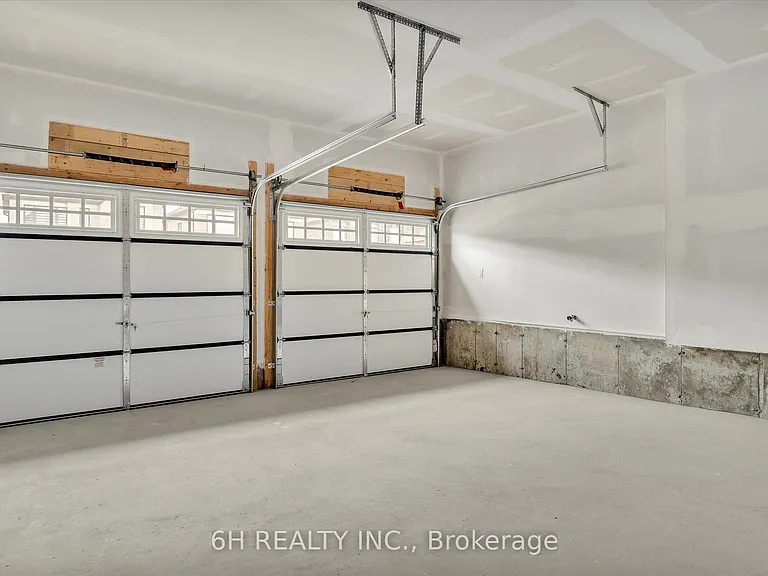816 Griffin Trl — Photo 45