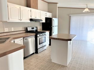 45567 Nichole Dr #121, Macomb, MI 48044