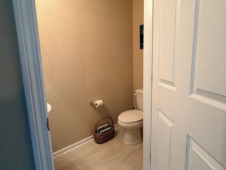 7340 Townsend Village Ln — Photo 8