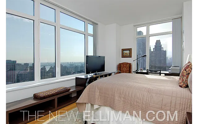 Rented by Douglas Elliman | media 22
