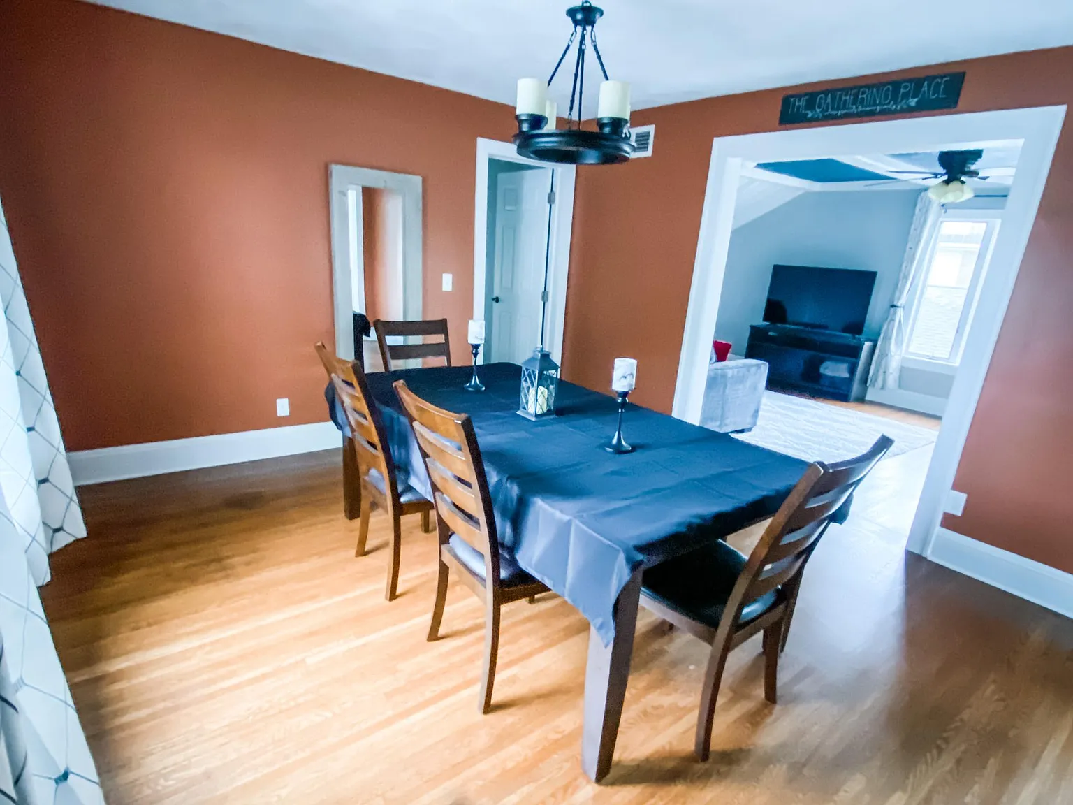 28 Saranac Ave — Photo 3