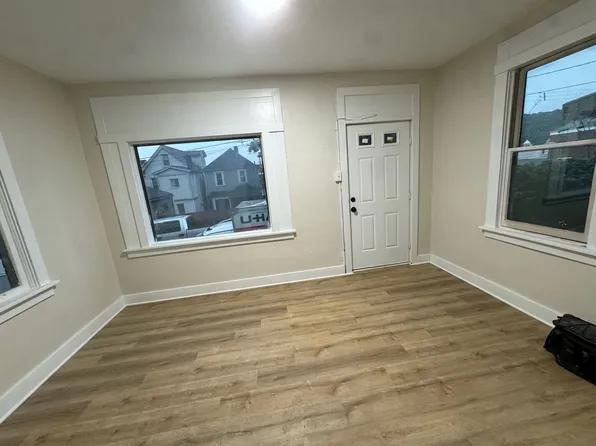 606 Federal St, Mc Kees Rocks, PA 15136