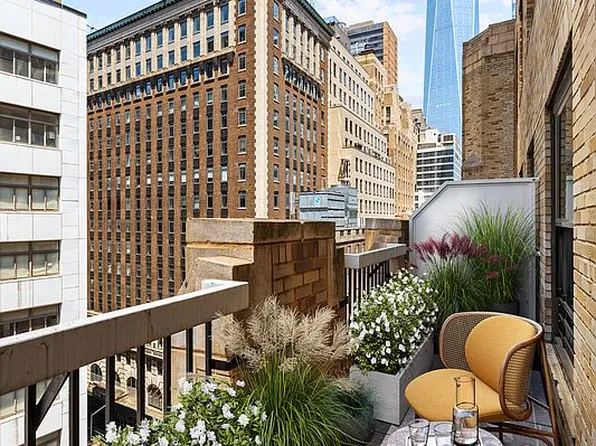 88 Greenwich St APT 920, New York, NY 10006