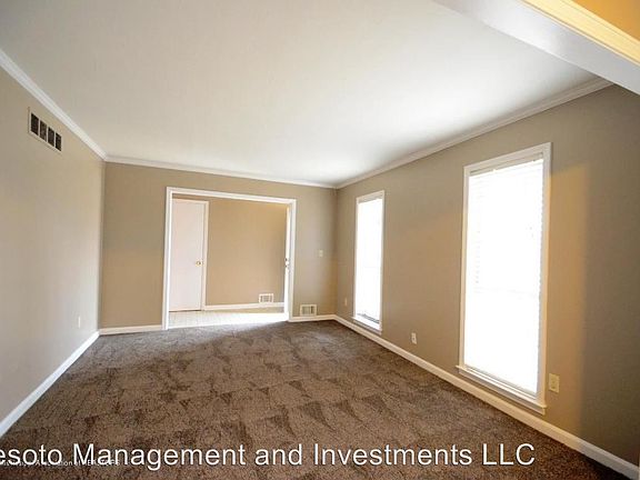 3rd image of 8348 Lake Shore Dr W