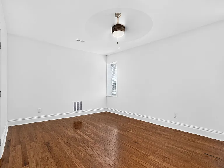 2722 Armand Pl #2F — Photo 33
