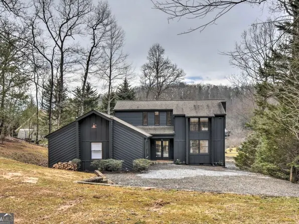 102 Landing Ln, Clayton, GA 30525