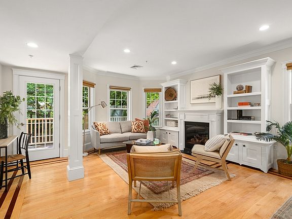 3rd image of 80 Lexington Ave #2