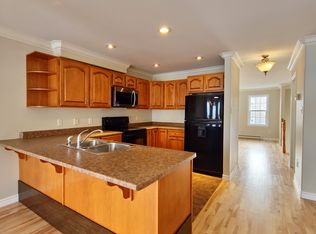 12 Brigadier Ct, Halifax, NS B3M4Y5