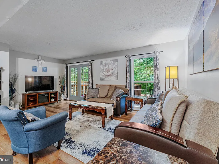 7840 Foxfarm Ln — Photo 23