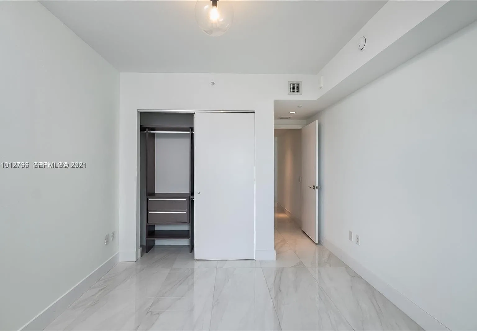 2 bed, 1285 sqft, $8,500 — Photo 4