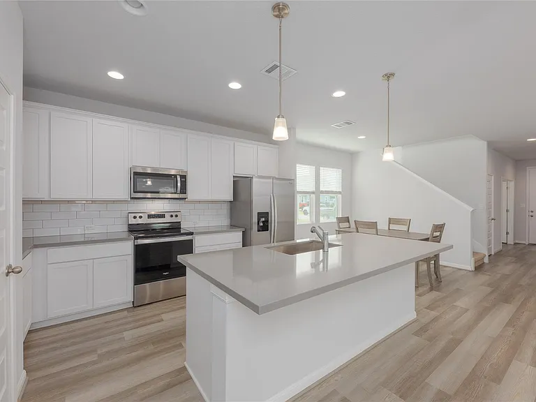 301 Elm Branch Trl — Photo 16
