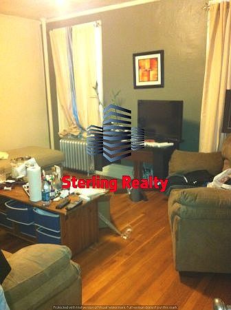 1st image of 2394 29th St