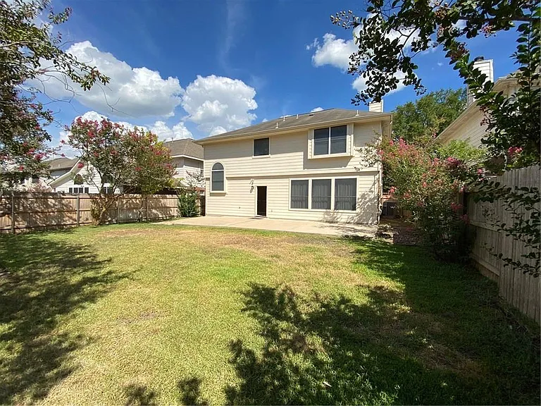 8811 Glen Canyon Dr — Photo 25