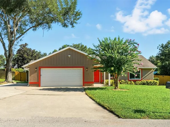 16239 Hillside Cir, Montverde, FL 34756