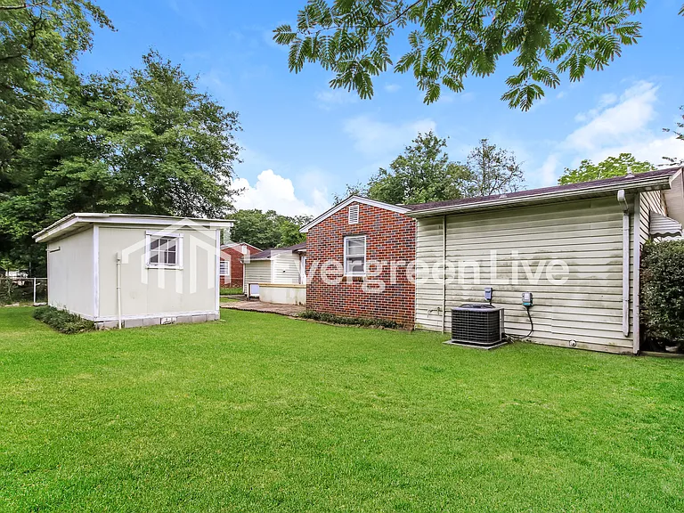 1919 Williams Dr — Photo 15