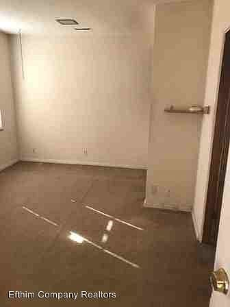 1st image of 5806 Sunshine Dr #B
