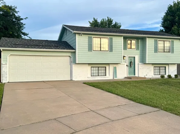 6435 E 32nd Ct N, Wichita, KS 67226