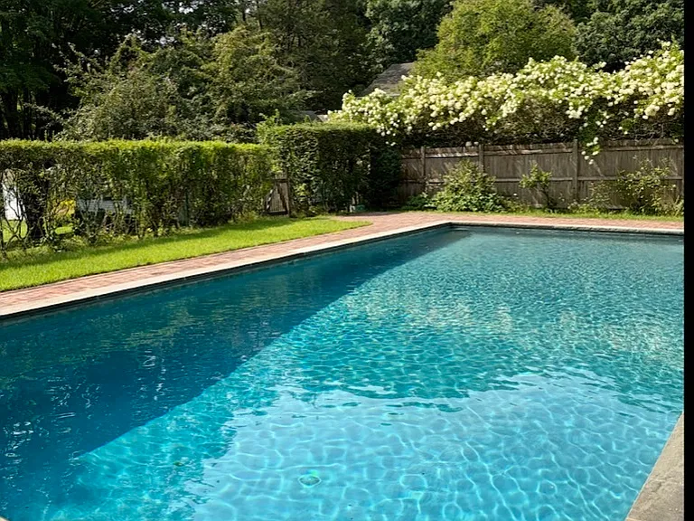 320 Valley Rd — Photo 22