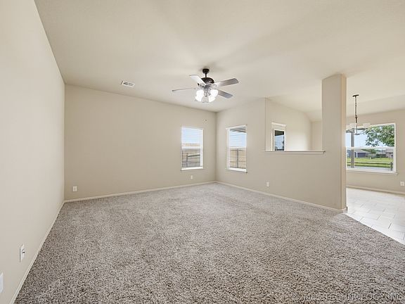 5th image of 14506 E 111th Pl N