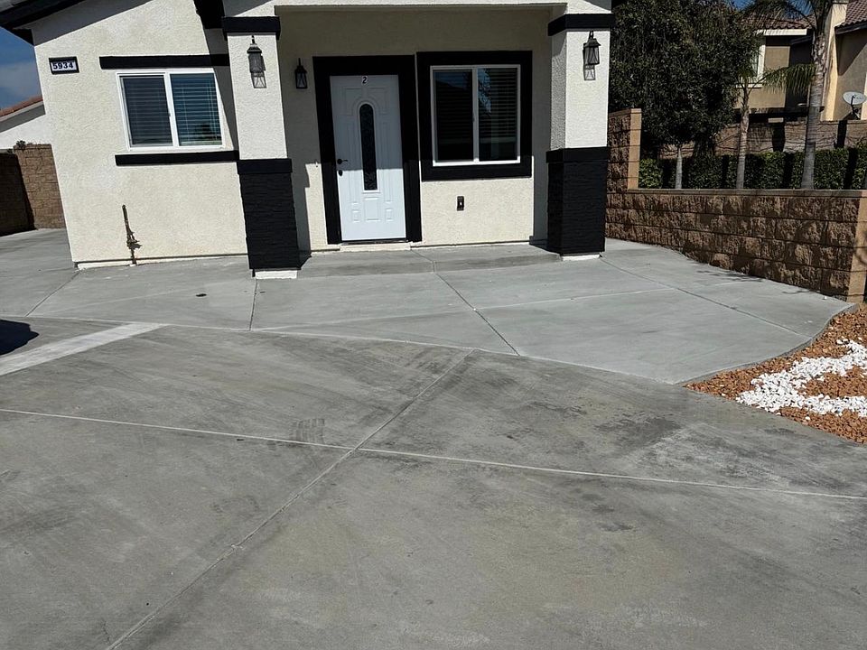 1st image of 5934 Lakeside Ct #2