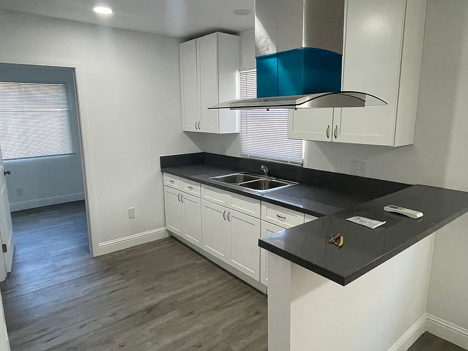 1st image of 4429 Orchard Ave