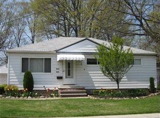 696 E 300th St, Eastlake, OH 44095