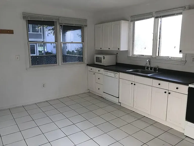 28 Trapelo St #1 — Photo 8