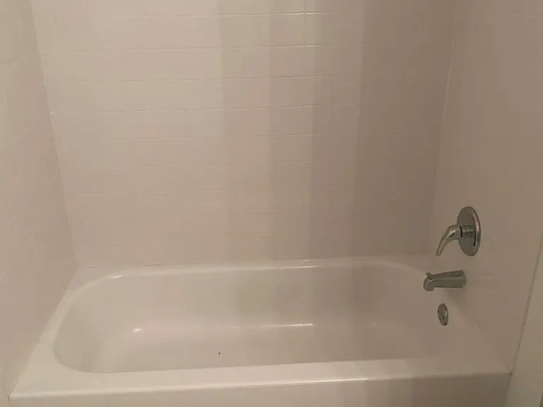 1005 Camelot Dr #1005 — Photo 7