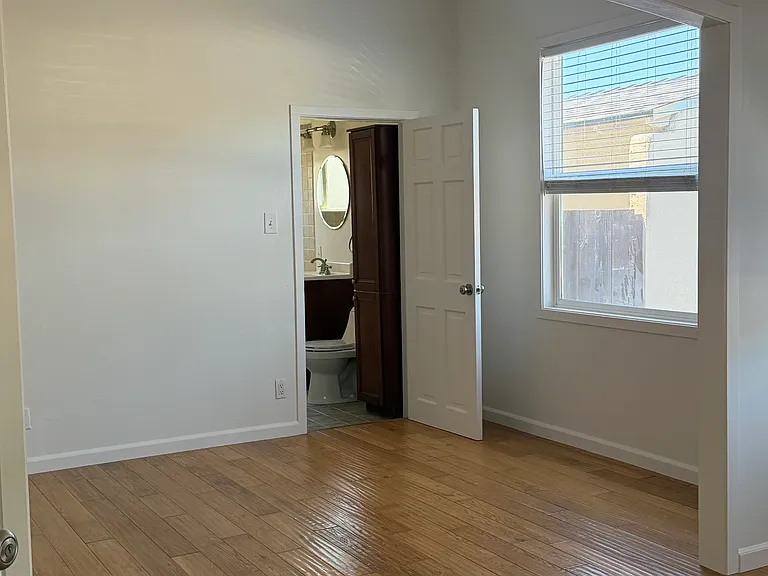 926 Main St — Photo 10