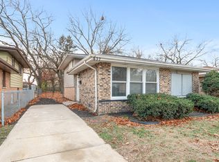 937 E 148th St, Dolton, IL 60419