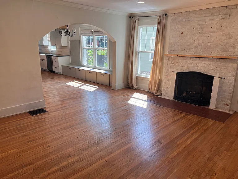 4010 Albemarle Ave — Photo 6