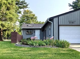1101 Woodgate Dr, O Fallon, IL 62269