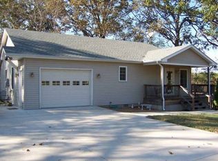 2875 Shady Grove Rd, Paris, TN 38242