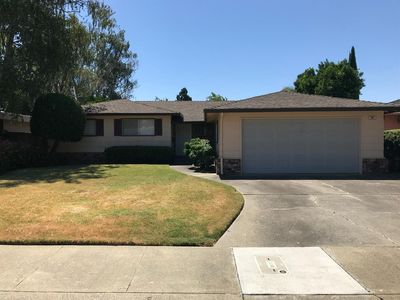 69 Moonlit Cir, Sacramento, CA, 95831