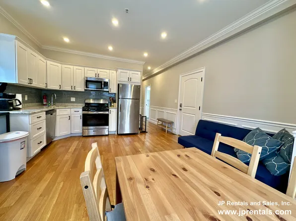 3411 Washington St #1, Boston, MA 02130
