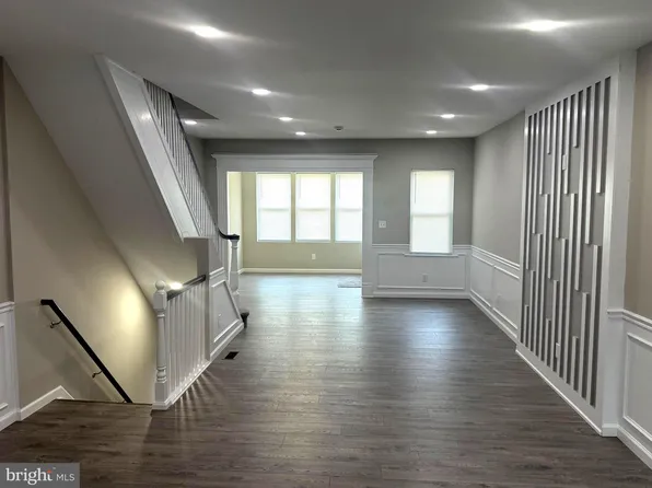 2127 Melvin St, Philadelphia, PA 19131