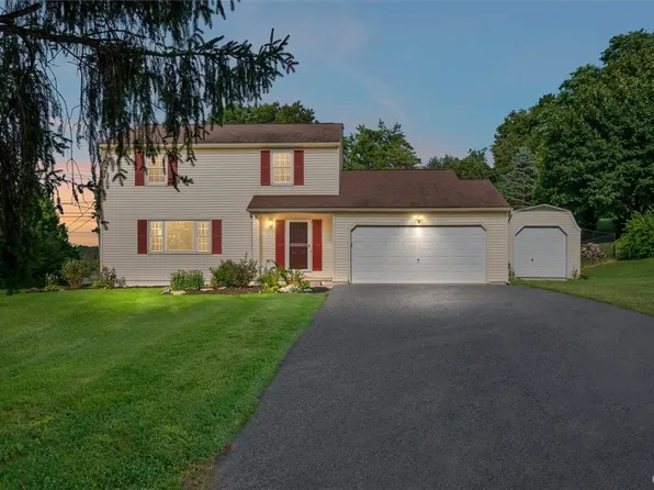 1005 Depa Ln, Camillus, NY 13031