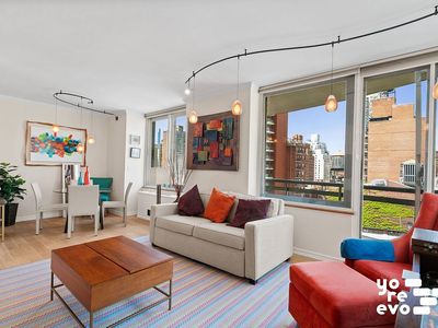 300 E 85th St APT 1004, Manhattan, NY, 10028
