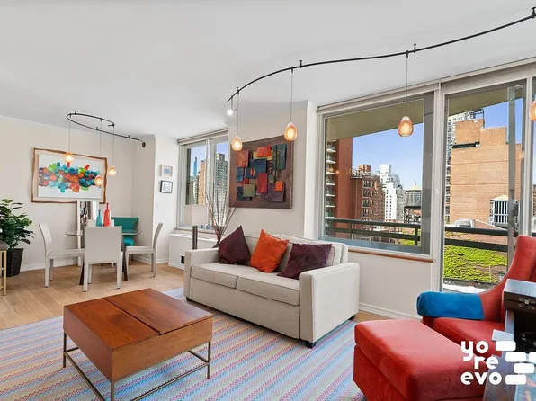 300 E 85th St APT 1004, Manhattan, NY 10028