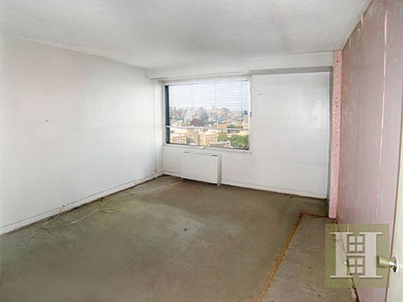 4th image of 180 Park Row APT 24D